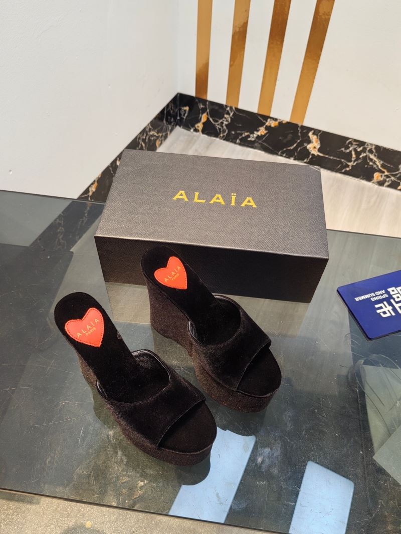 Alaia Sandals